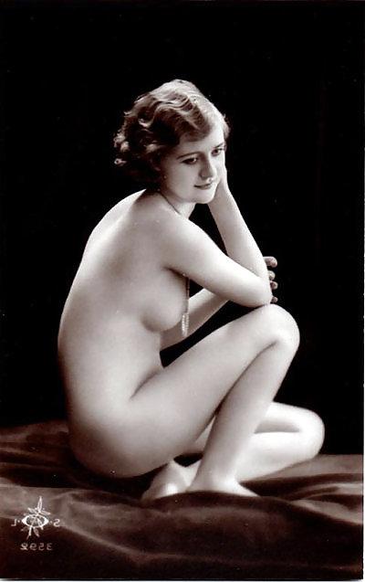 13P Vintage Erotic
