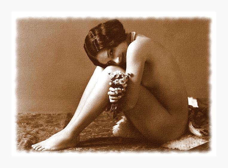 13P Vintage Erotic