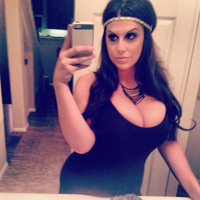 25P Hot girl with big boobs