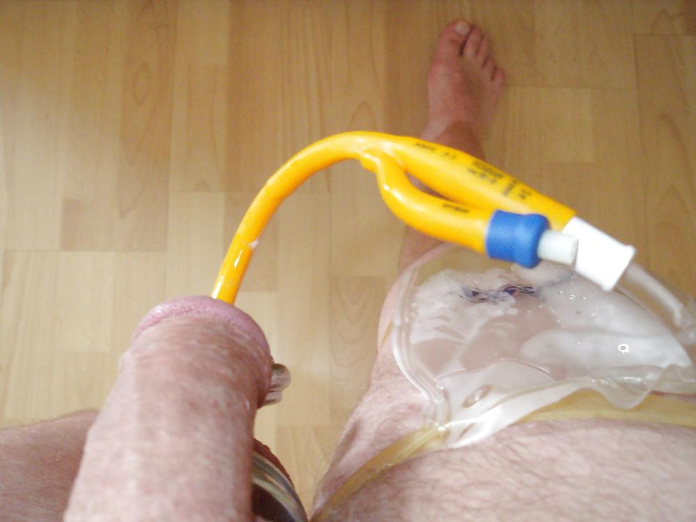 25P Cock and Ball Torture