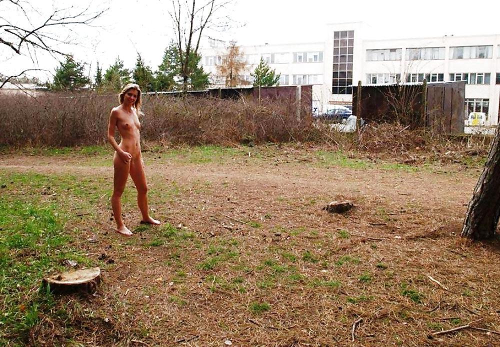 25P Private outdoor photoshoot with a young blonde German girl