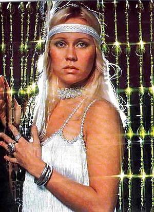 25P Agnetha faltskog - on and of stage
