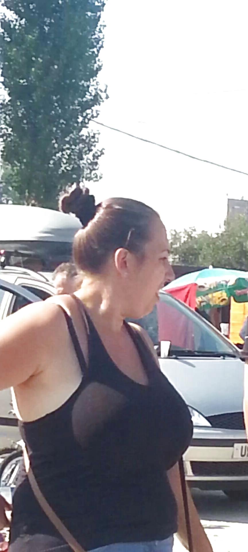 4P Big boobs romanian