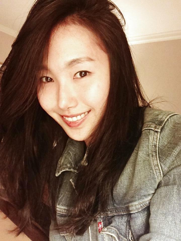 25P Korean air hostess creampie