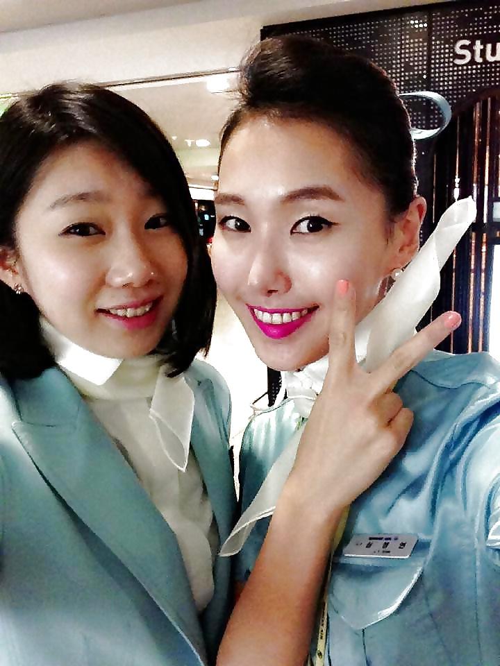 25P Korean air hostess creampie