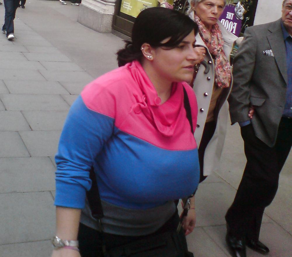 25P Candid Street Wobblers #1