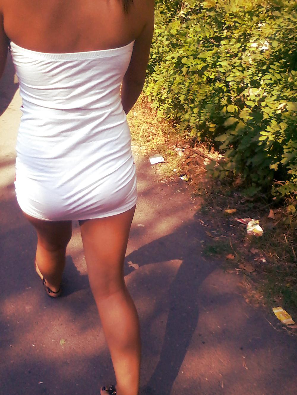 8P Amazing Teen (Street Voyeour)