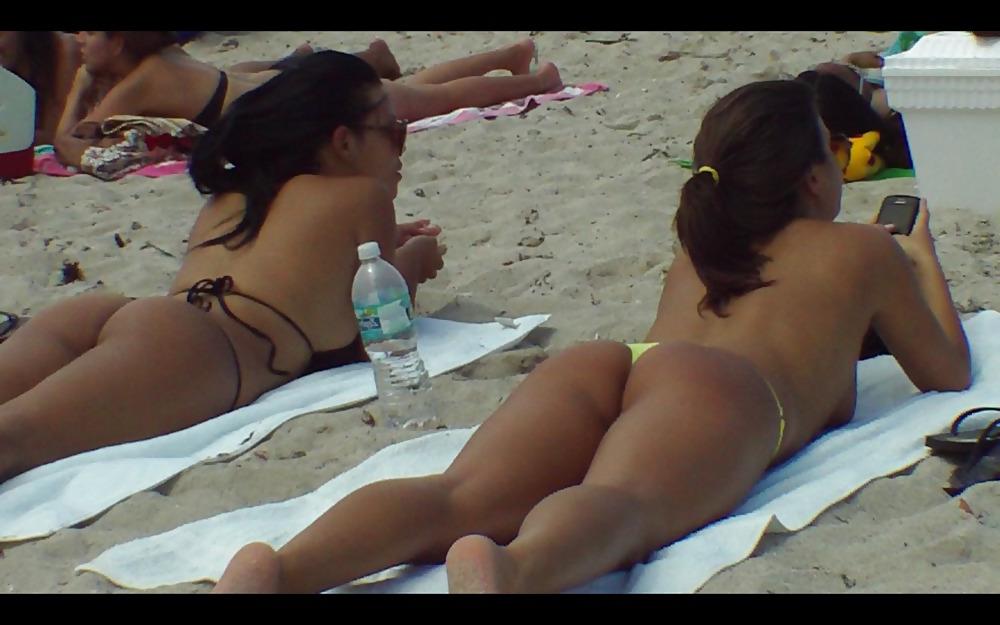 11P LATINA beach buns Spring Breaker VOYEUR BOOTY ASS !