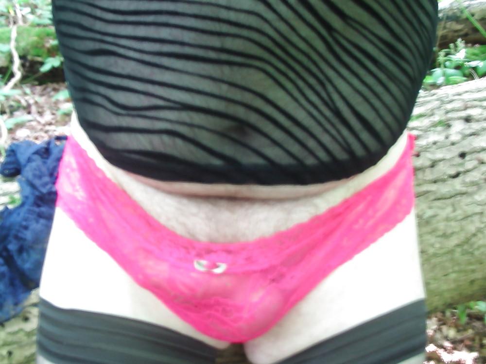 9P Crossdresser in the woods