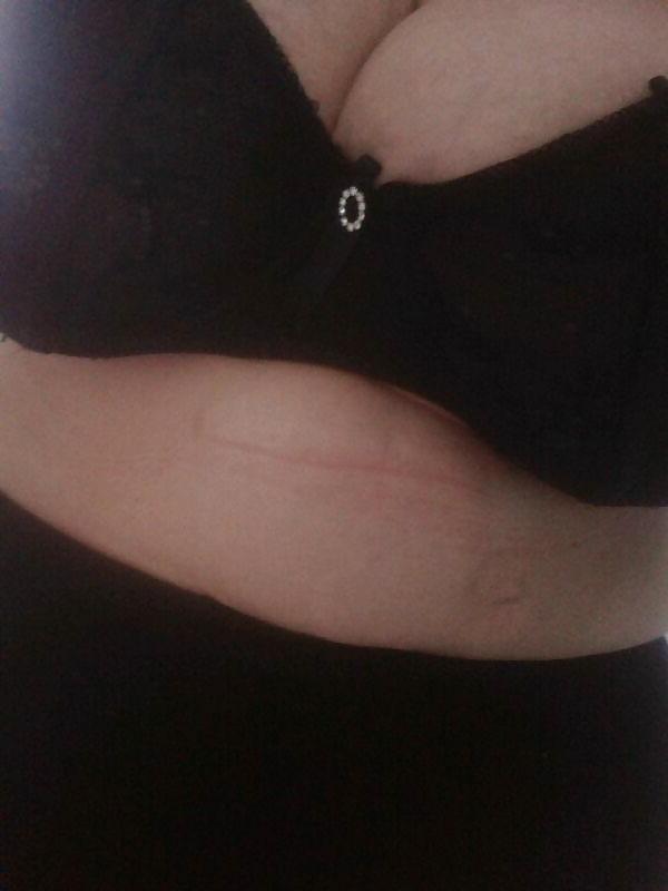 15P Lady shows me her big boobs