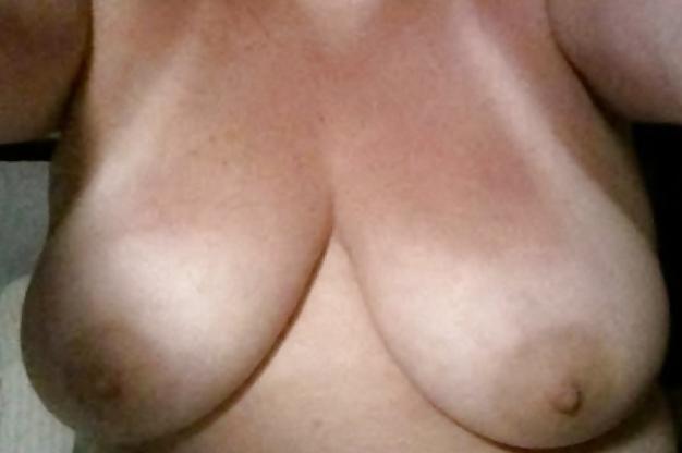 23P Big boobs