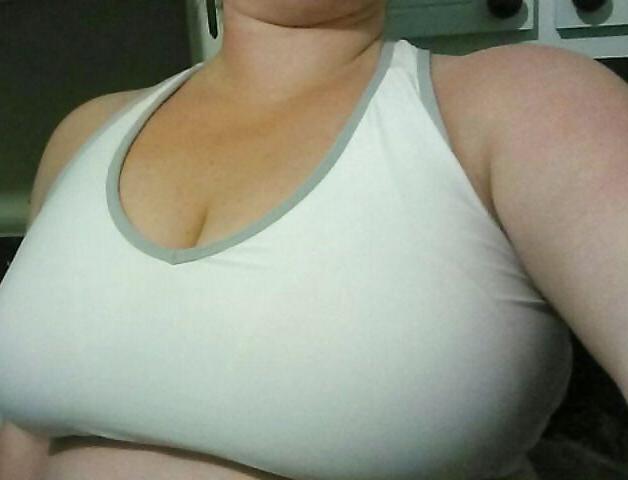 23P Big boobs