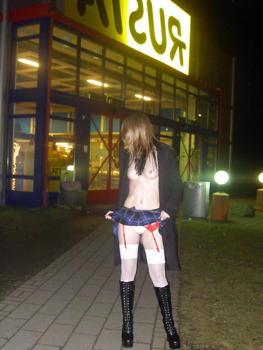25P My Master makes me... (III)