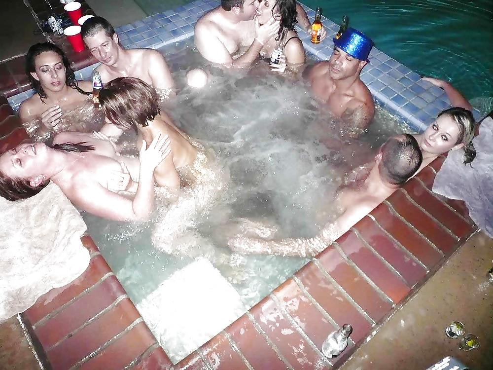 22P Real Swingers