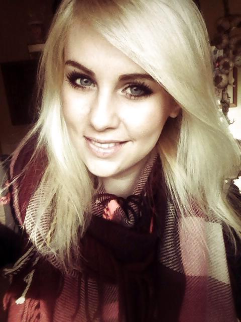10P German girl 