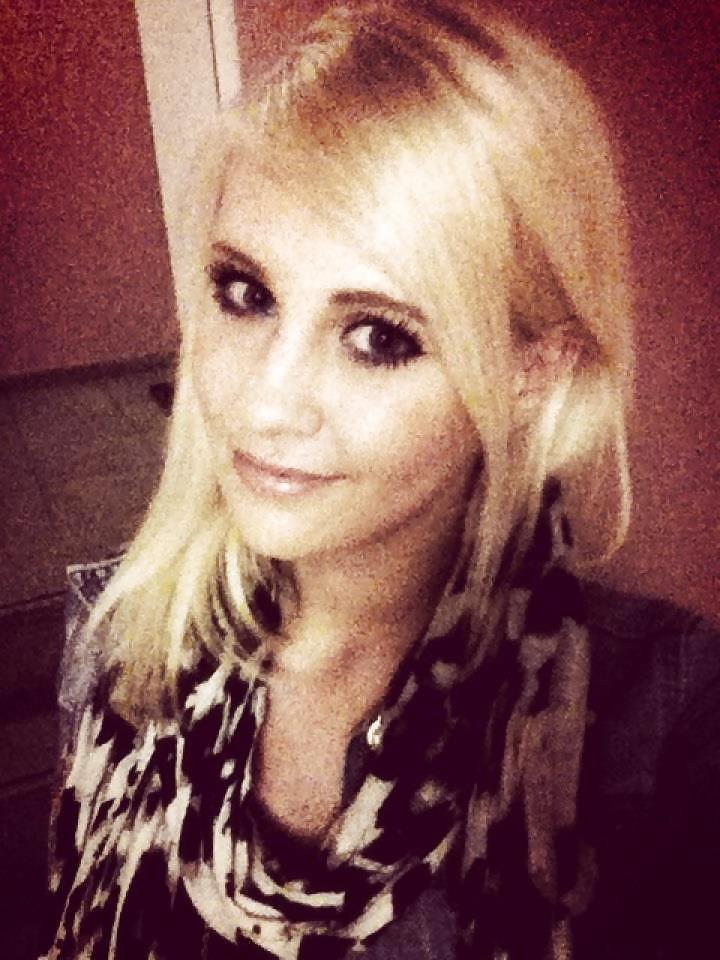 10P German girl 