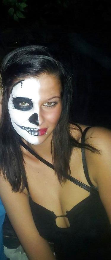 25P German Girl 18