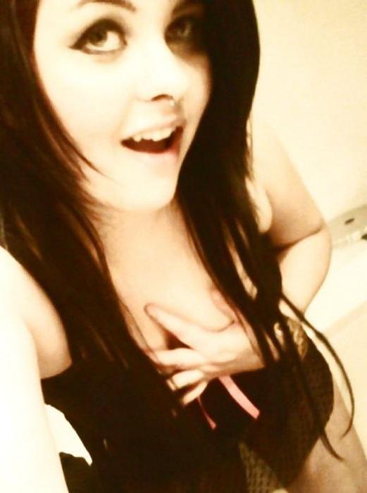 25P Beautiful emo girls!!!!