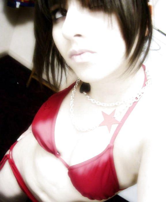 25P Beautiful emo girls!!!!