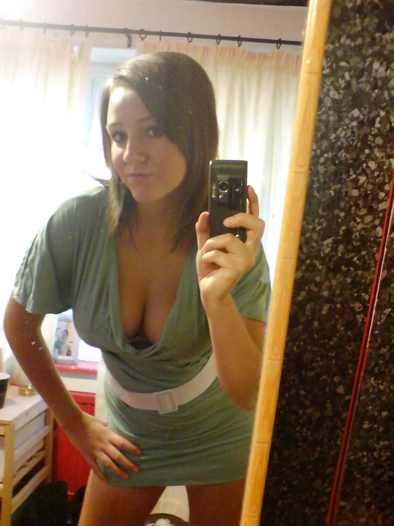 19P AmateurGirl with Big Boobs