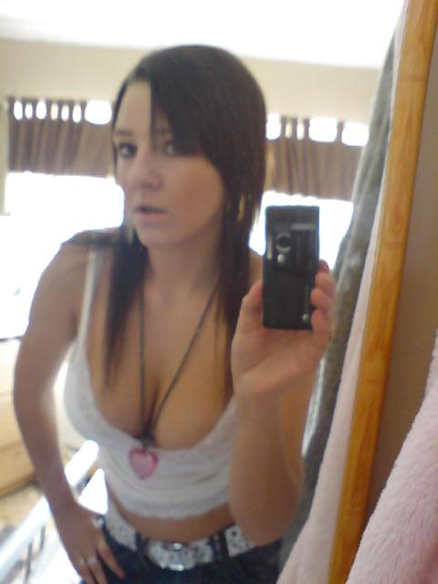 19P AmateurGirl with Big Boobs