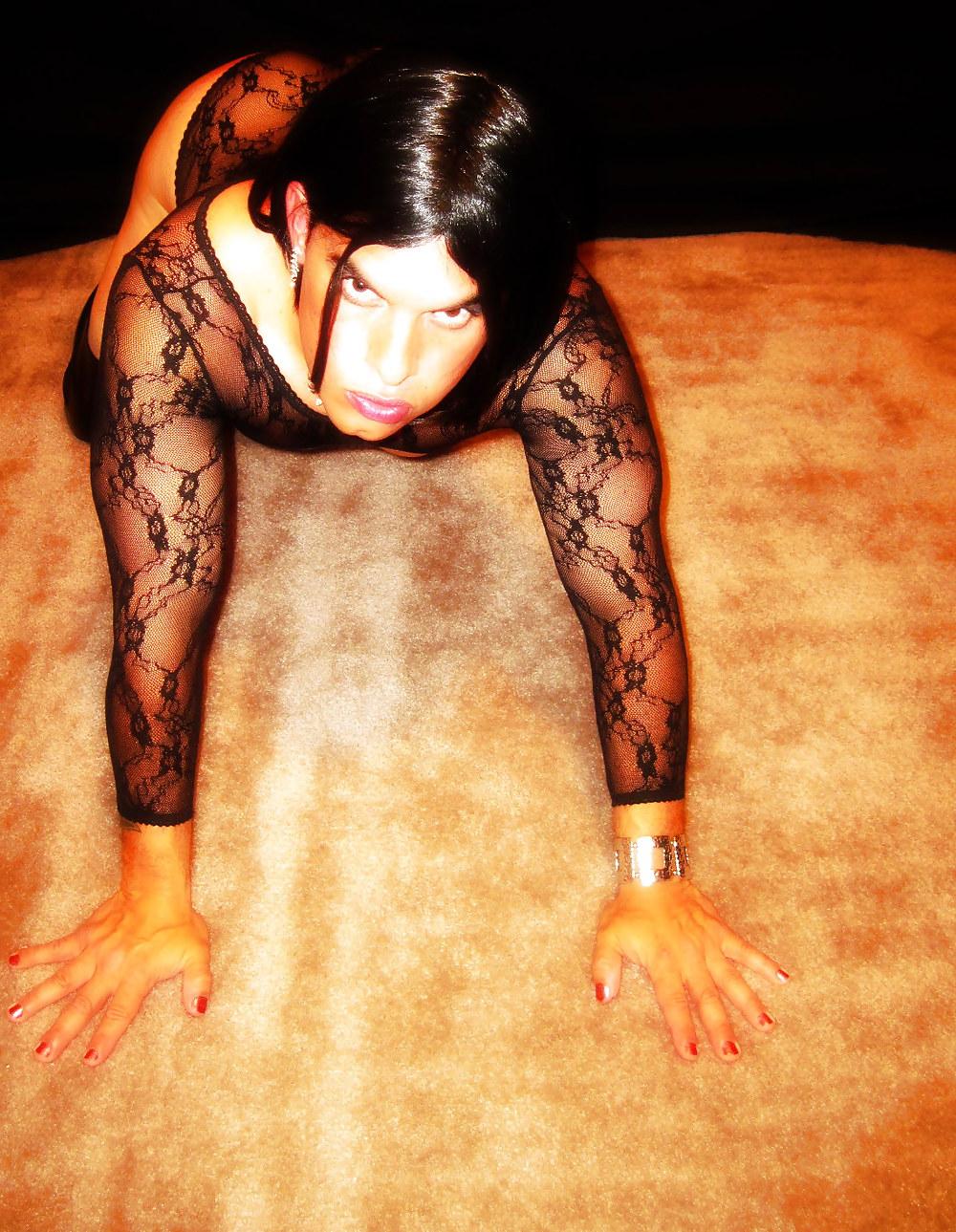 11P Lace N' Boots