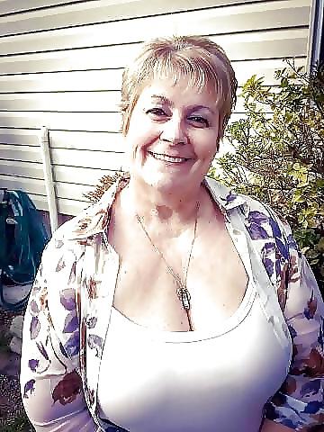 25P Mature Faces for cum