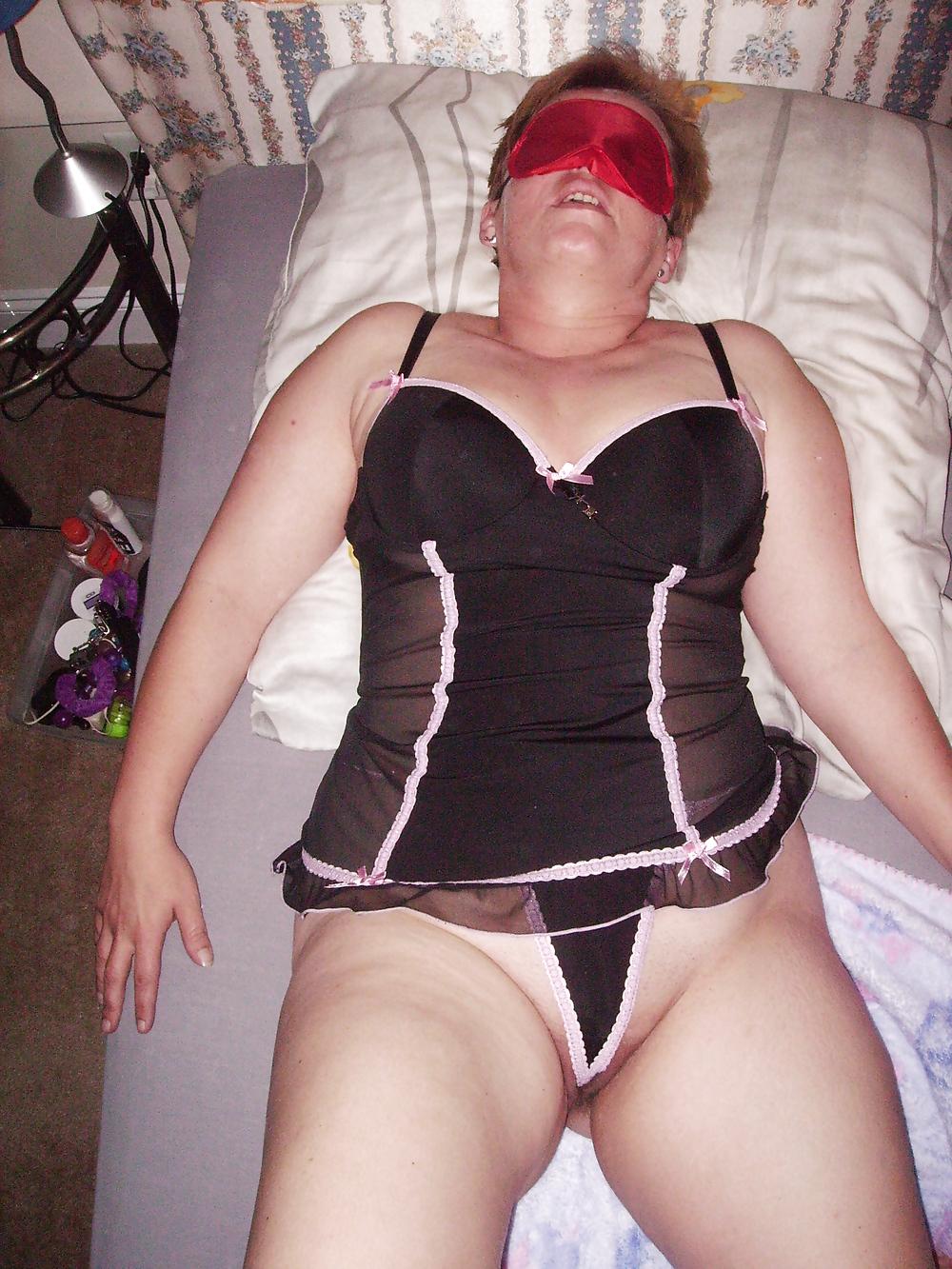 23P German House Wife