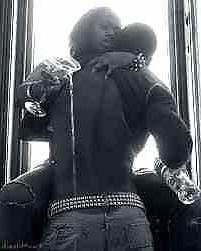 25P Black Erotic