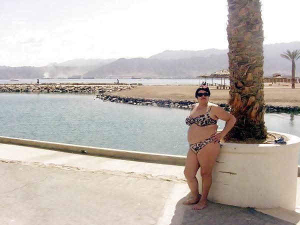 15P Mature woman sexy plump!