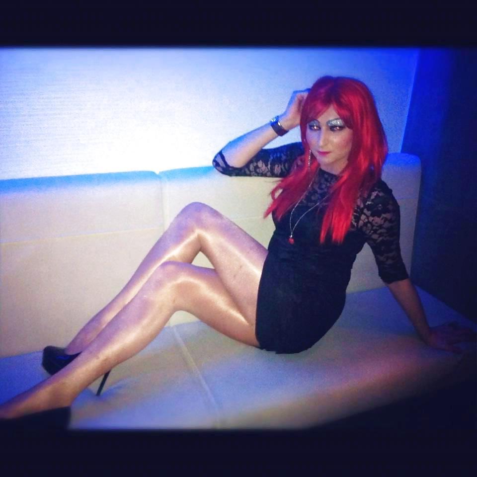 14P Leggy english tranny