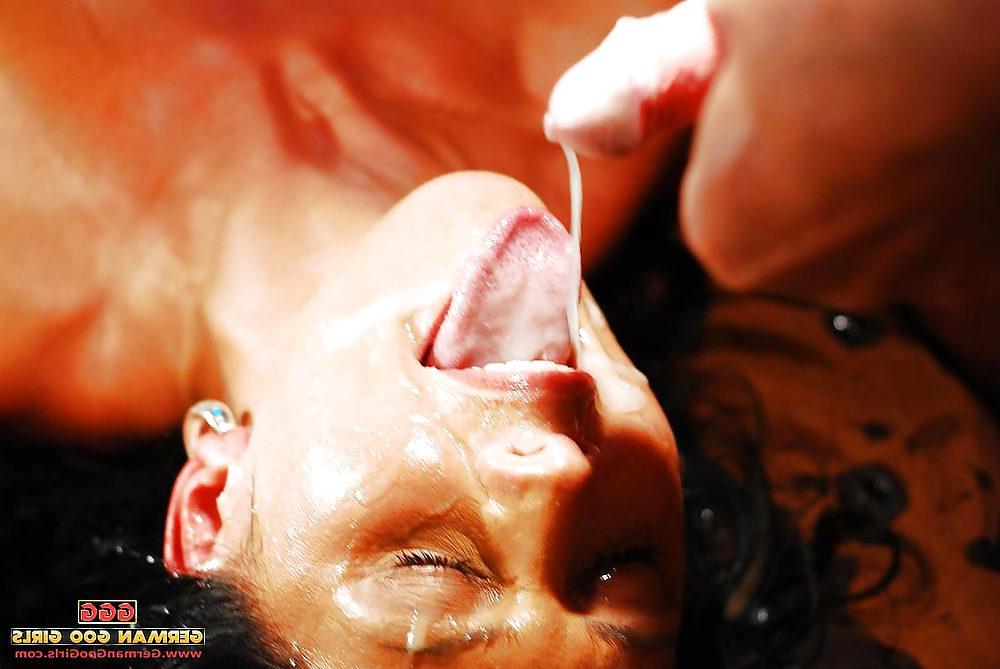 25P German goo girls 