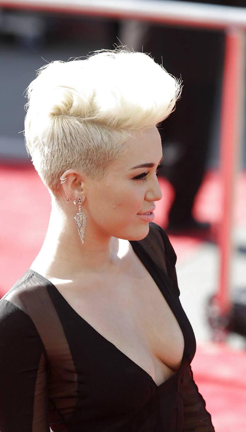 25P My favorite Celebrities 1