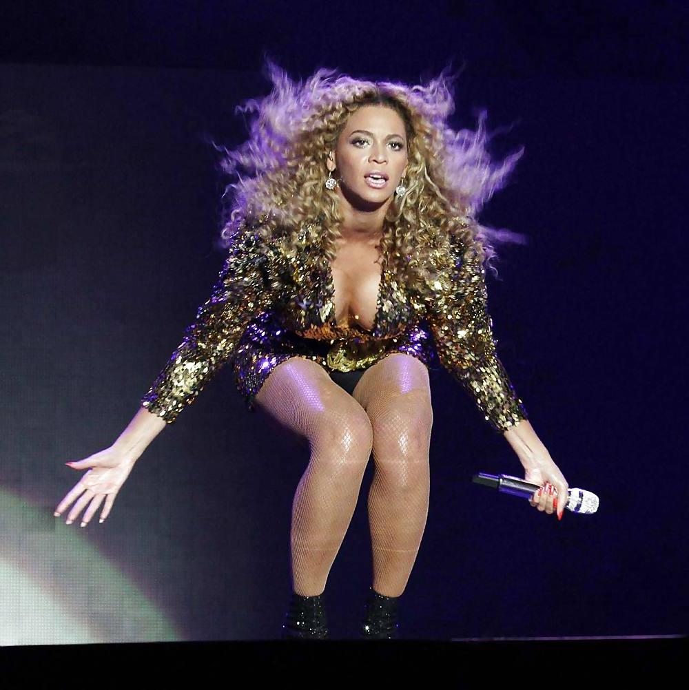 25P My favorite Celebrities 1