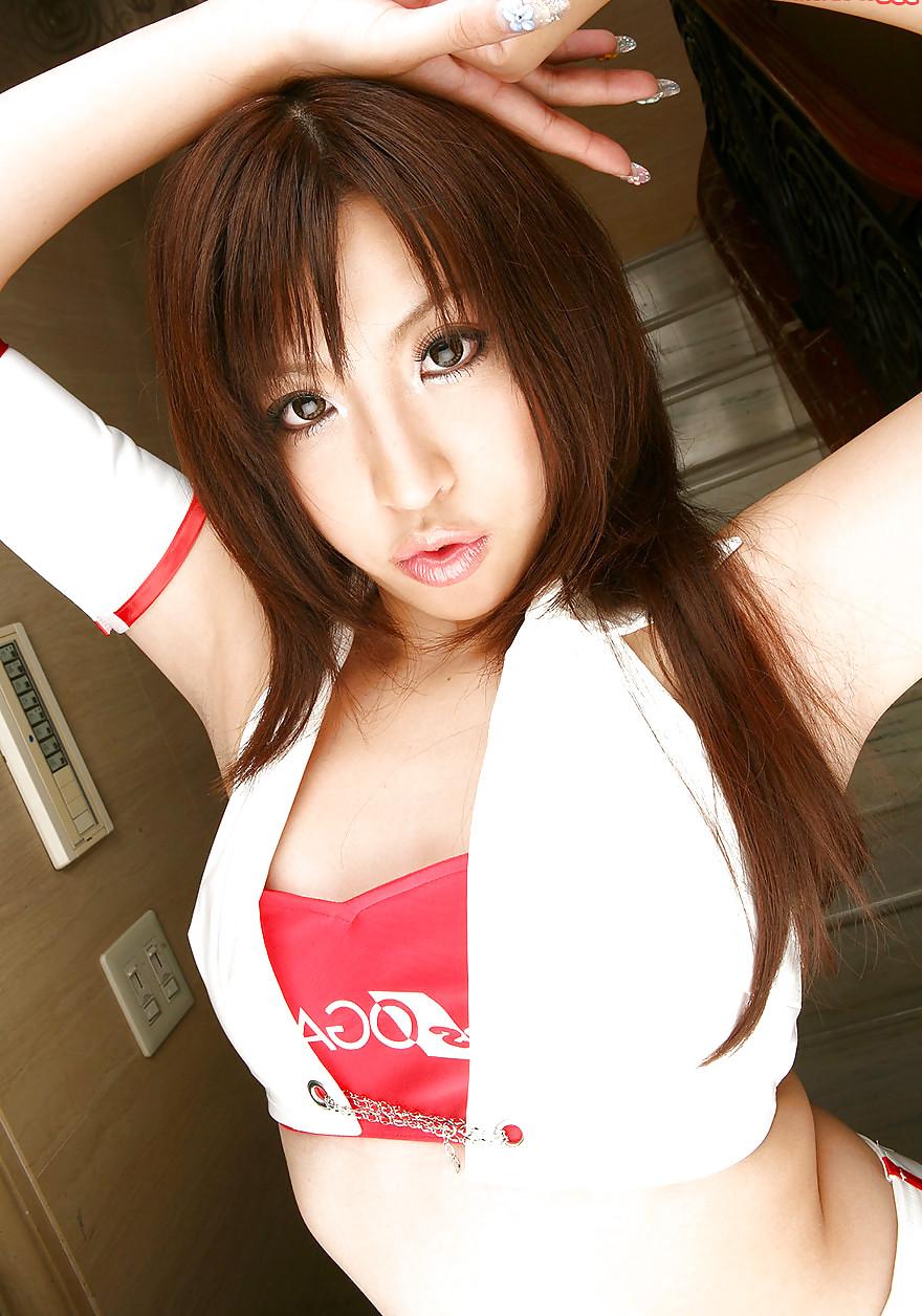 25P Erotic Japanese Girls
