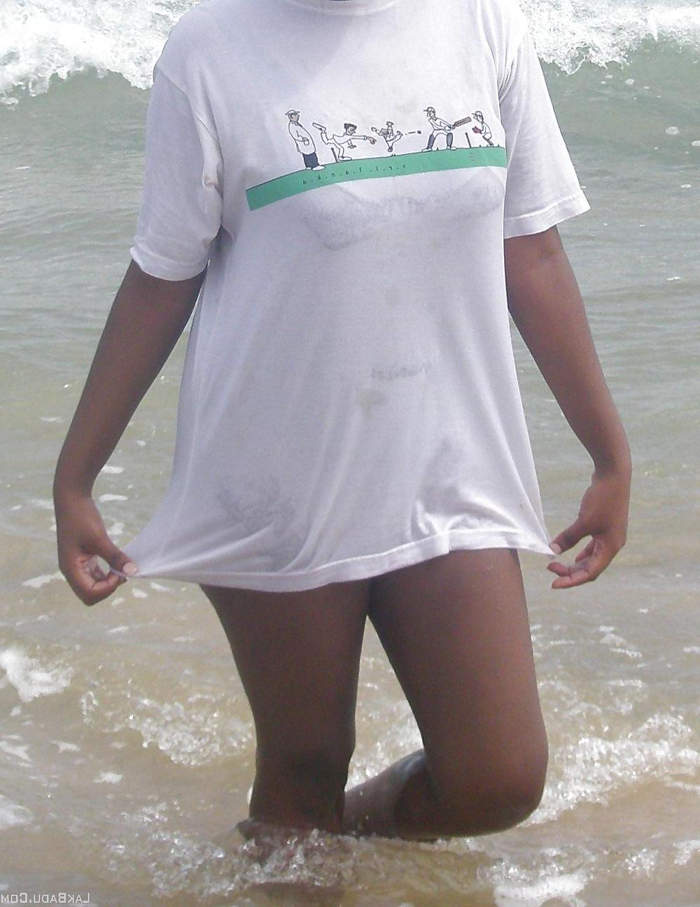 25P Sri lankan Sexy Legs (Gal)