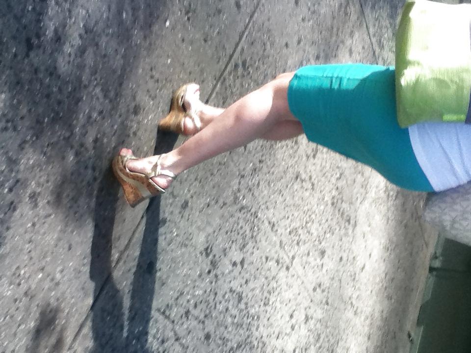 13P NYC Street Feet