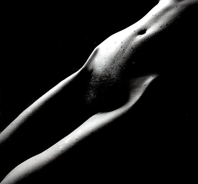 25P Erotic black and white