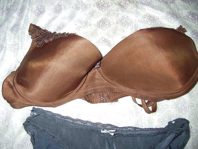 11P Step sisters big titted bras