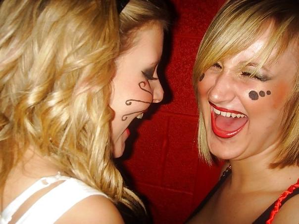 25P English Girls on the Loose New Years Eve