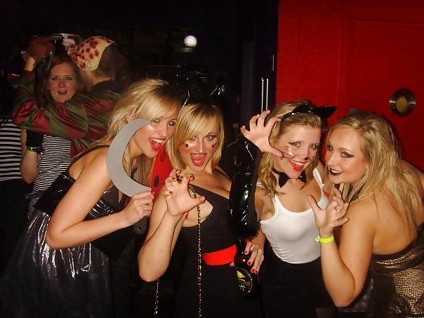 25P English Girls on the Loose New Years Eve