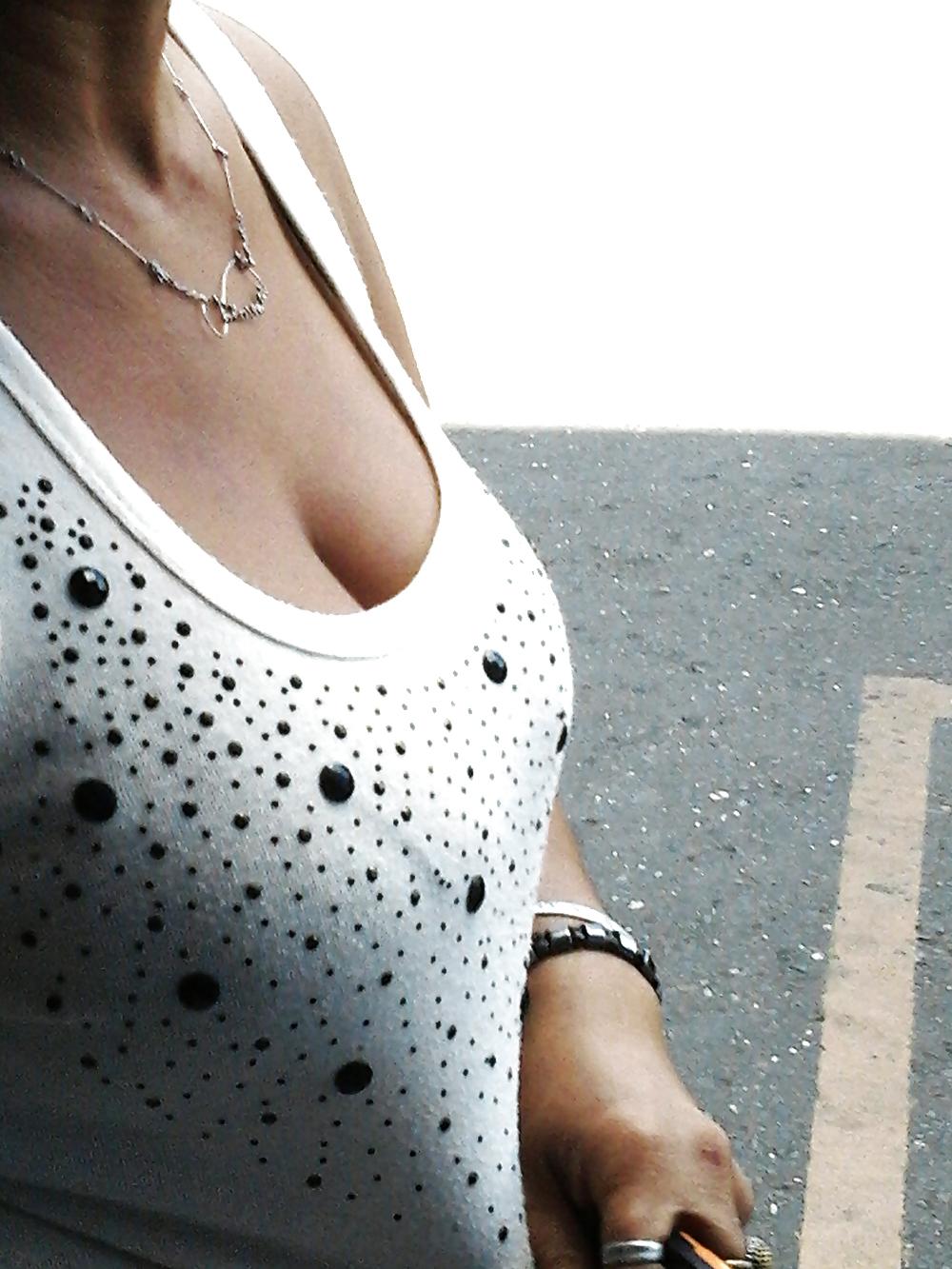 6P Natural Booby Mama side of the street