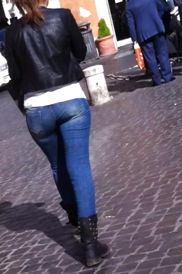 10P BEST ASSES - street 12 (comment please)