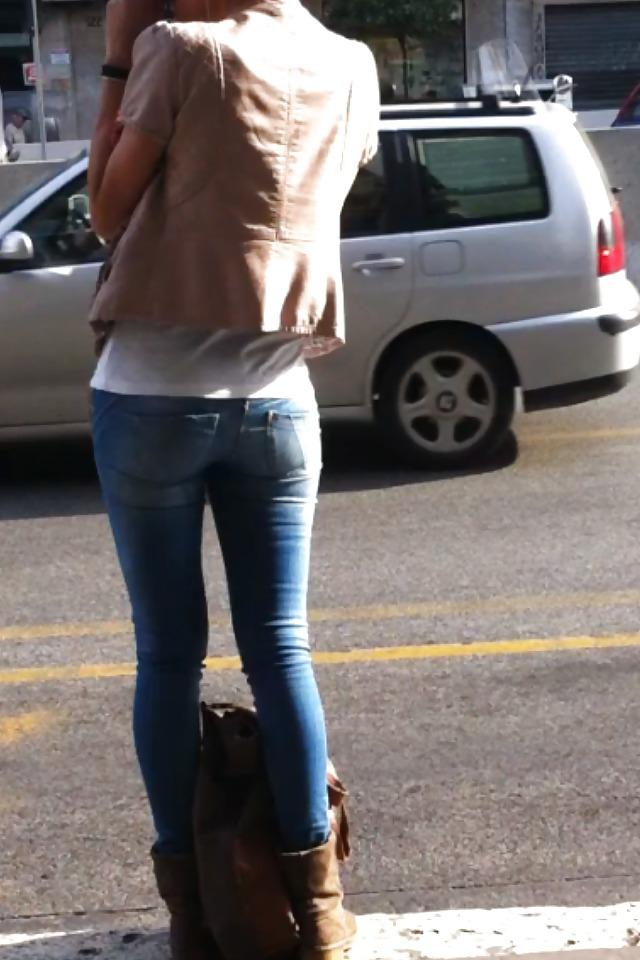 10P BEST ASSES - street 12 (comment please)