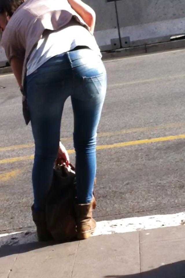 10P BEST ASSES - street 12 (comment please)