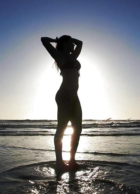 25P Celebrites show there bodies