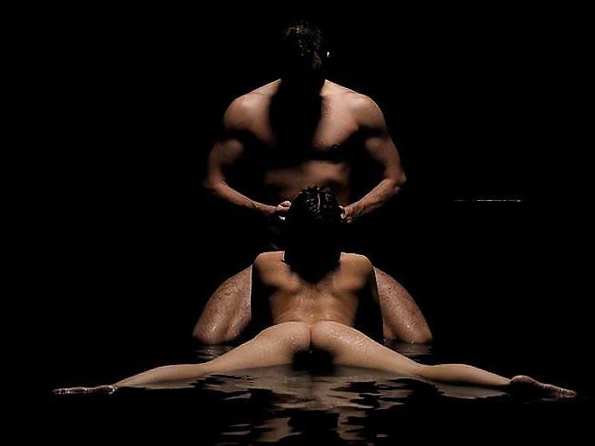 25P Erotic black and white 3
