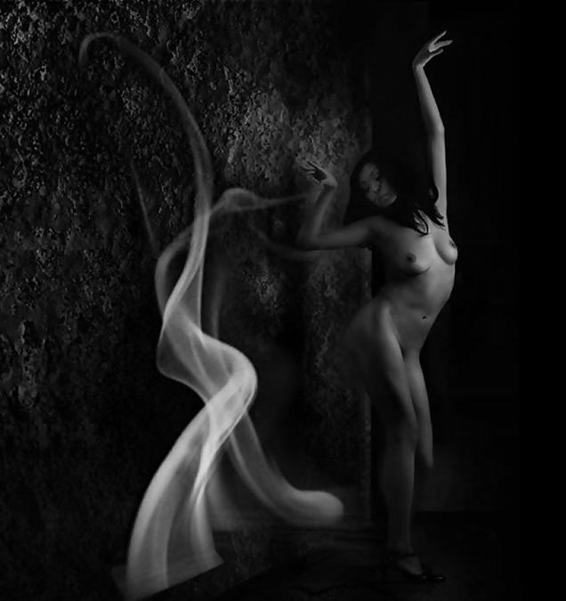 25P Erotic black and white 5