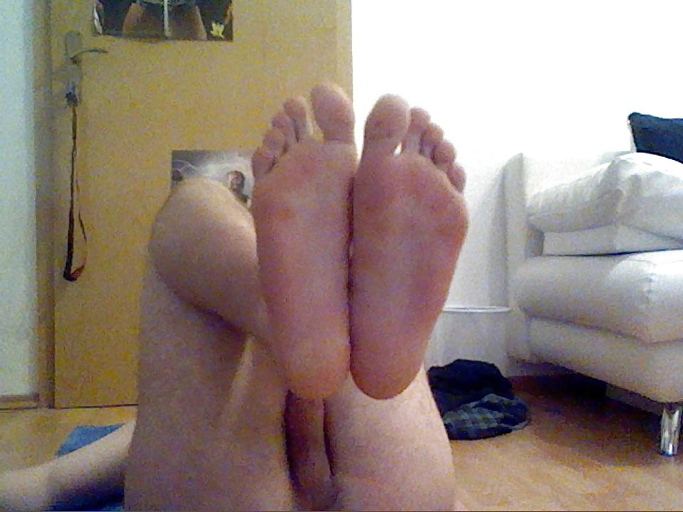 21P German Boyfeet