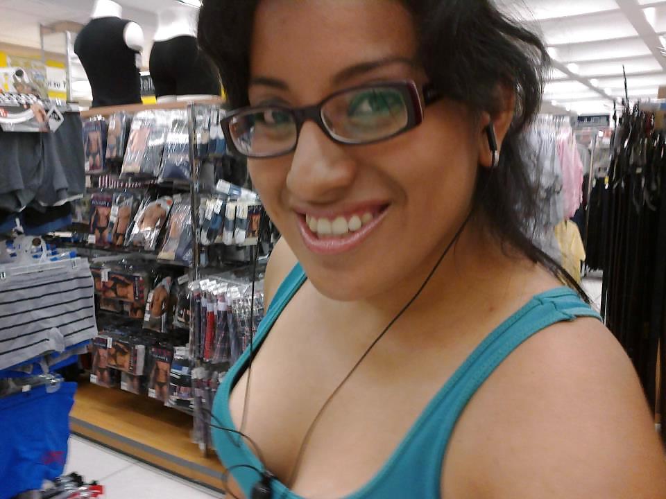 10P Thick big booty latina